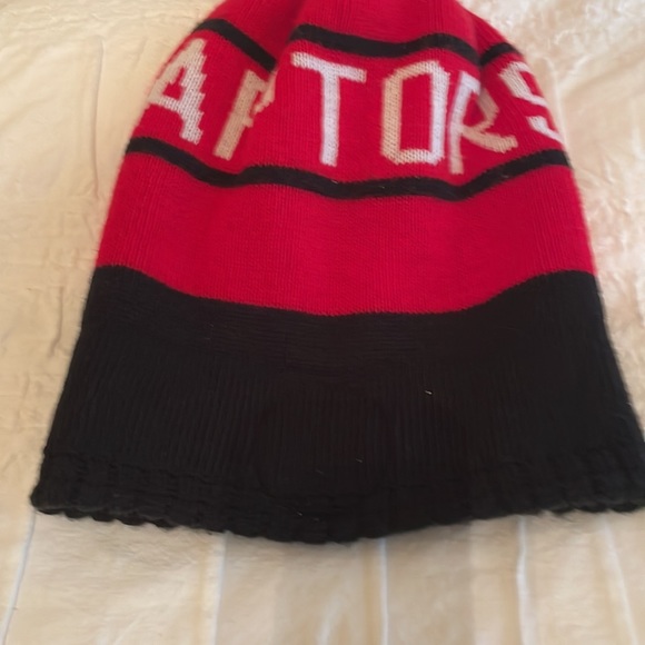 Toronto Raptors toque - Picture 5 of 7